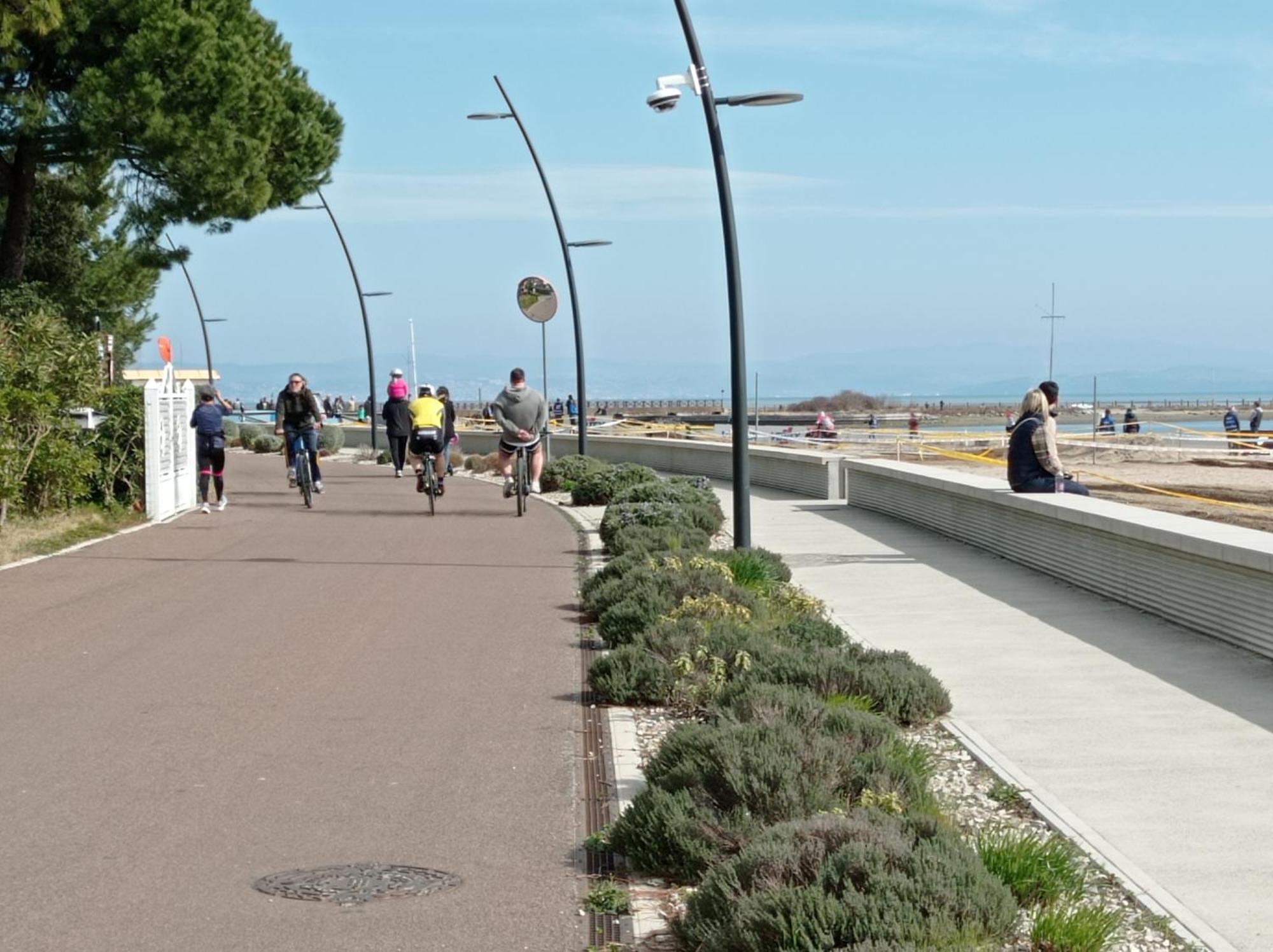 Seaview Beach Front Grado Pineta Andromeda Esterno foto